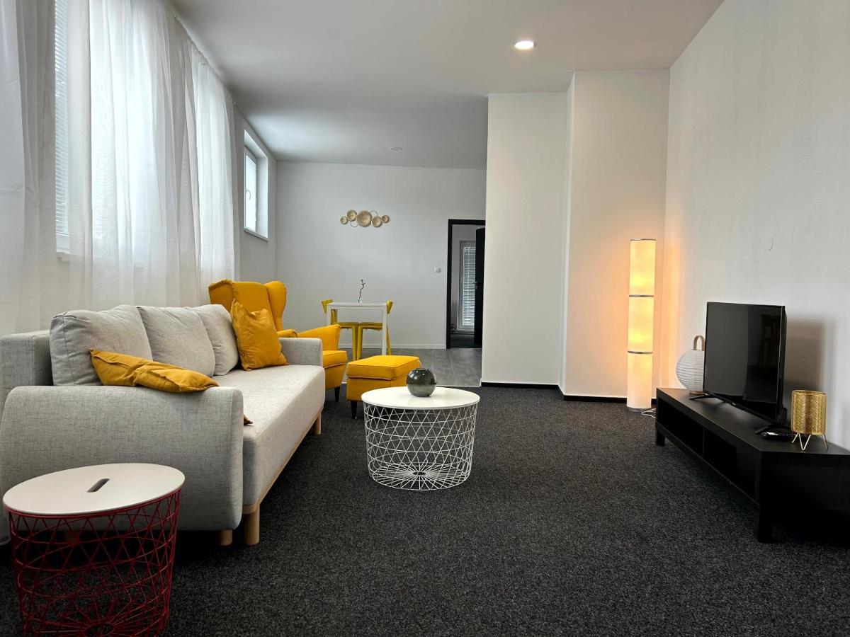 Breza House Apartments Zlín Buitenkant foto